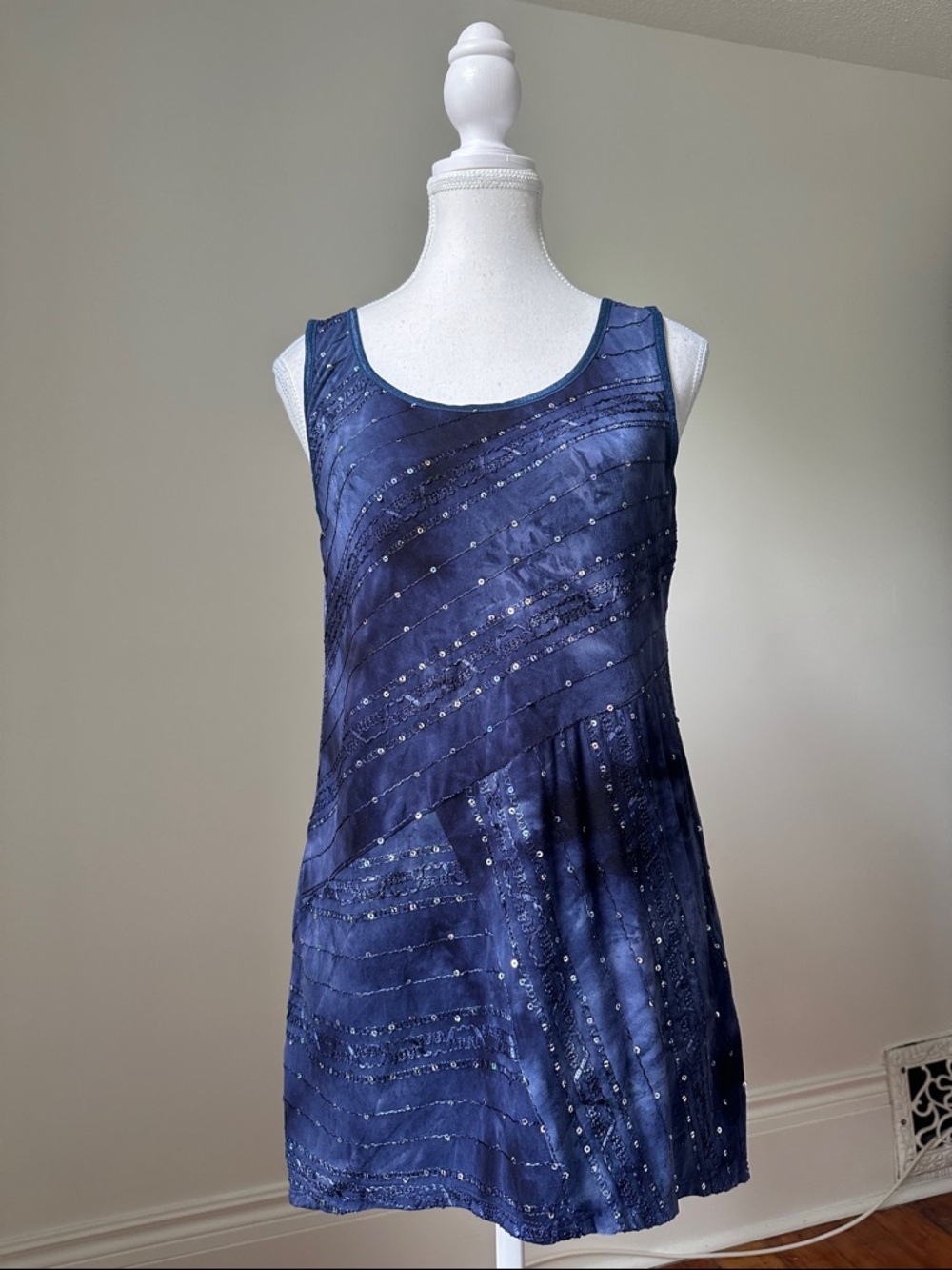 DRESS BARN Blue Sequin Y2K Fairy Cottage Hippie Festival Tank Top Size Medium